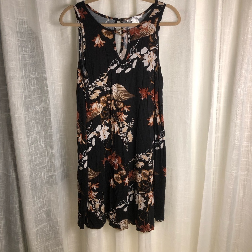 VENUS Floral Sleeveless Dress Large NWOT